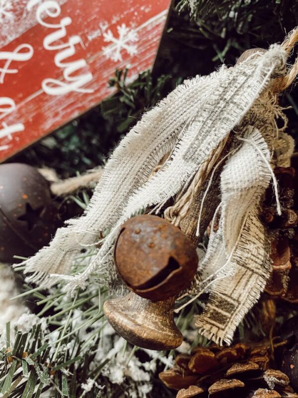 rustic wood peg ornament DIY using scrap fabrics