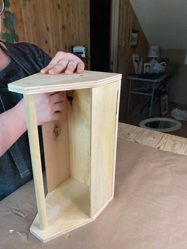 How to Make a Wooden Toolbox