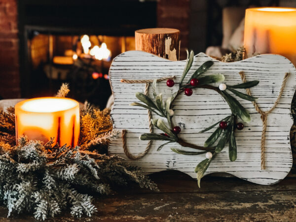 thrift store Christmas sign makeover